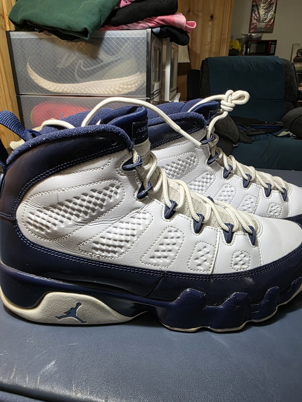 Jordan 9  Retro "Pearl Blue" High Top Sneakers in White and Navy Size 9.5m